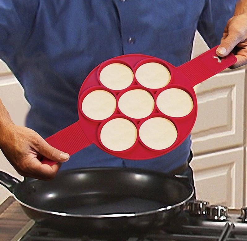 Gadgets d'Eve cuisine Crêpiative™ - moule en silicone pour crêpes et Quiches